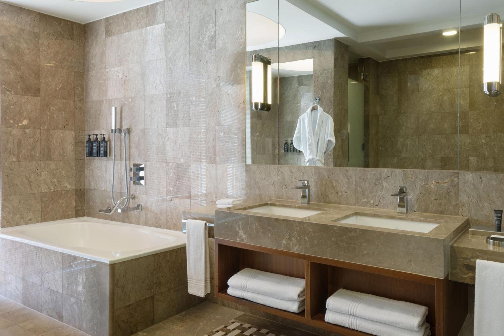 Sheraton Bursa Hotel Exterior photo Bathroom
